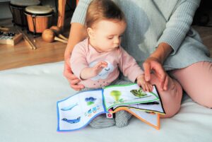 Jakie są najlepsze ciuszki dla niemowląt? Odzież niemowlęca: niemowlęce sweterki