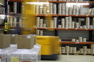 Producent opakowań kartonowych – od projektu i doboru tektury po gotowe opakowania z nadrukiem